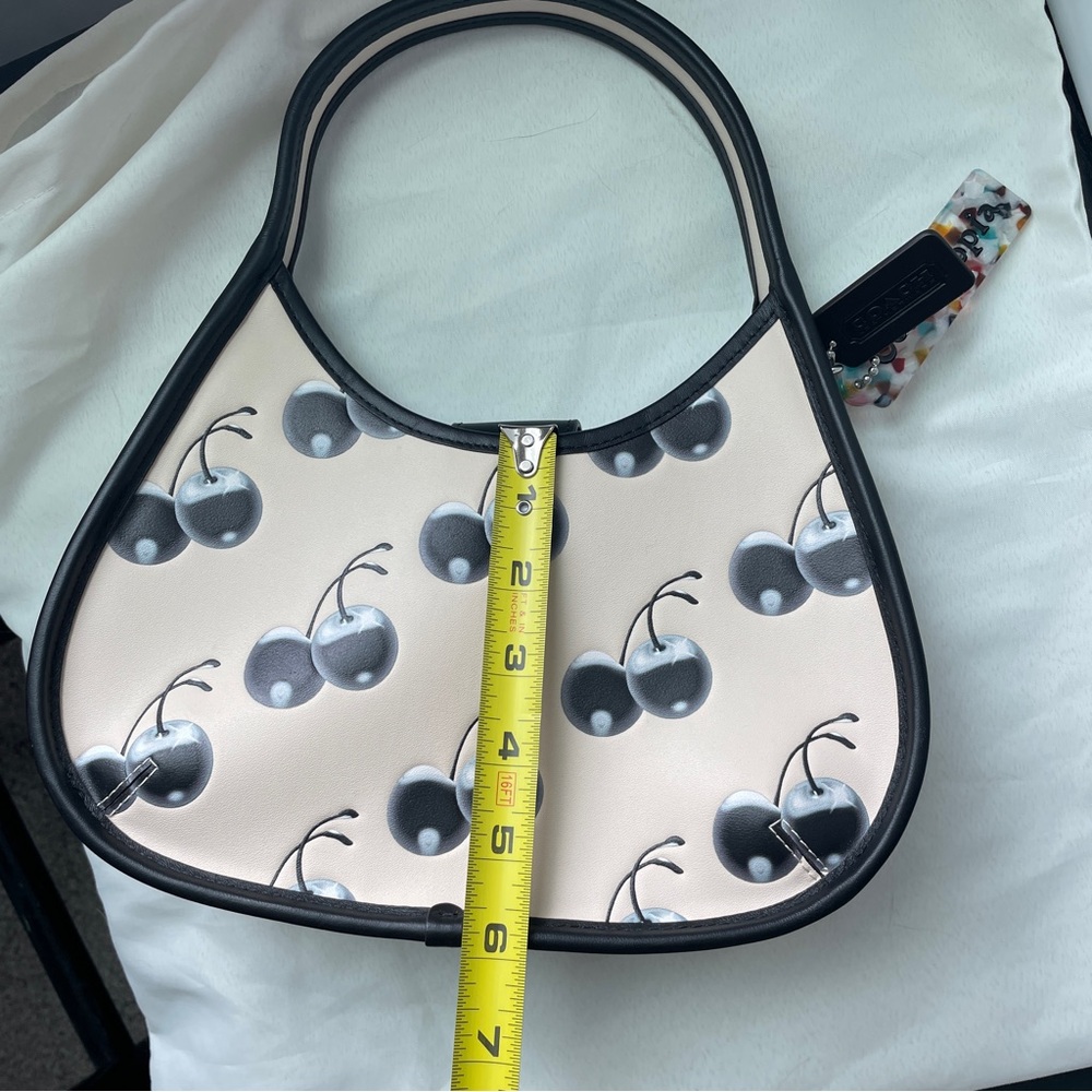 Coachtopia - Cherry Print Crescent Shoulder Bag in Cream and Black - Picture 4 of 9